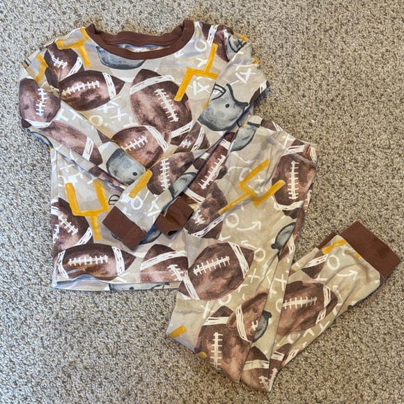 Burts Bees Baby Other - Burt’s Bees Baby 100% Organic Cotton Two Piece Football Pajama Set | cozy |